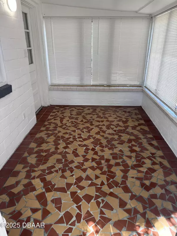 Daytona Beach, FL 32117,333 8th ST