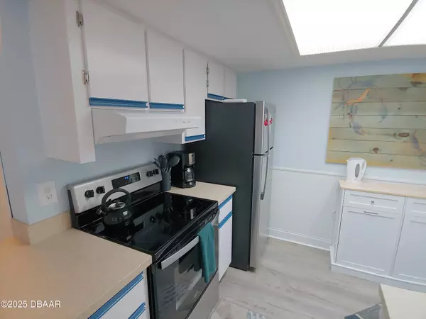 Ponce Inlet, FL 32127,4453 Atlantic AVE #402