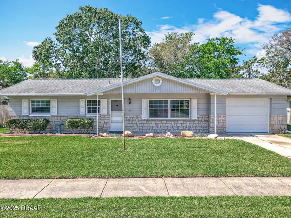 South Daytona, FL 32119,2020 Oriole LN