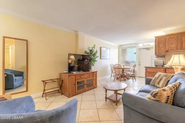 Daytona Beach, FL 32118,935 Atlantic AVE #319