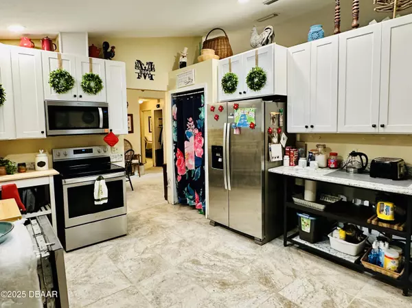 South Daytona, FL 32119,816 Scrub Oak ST