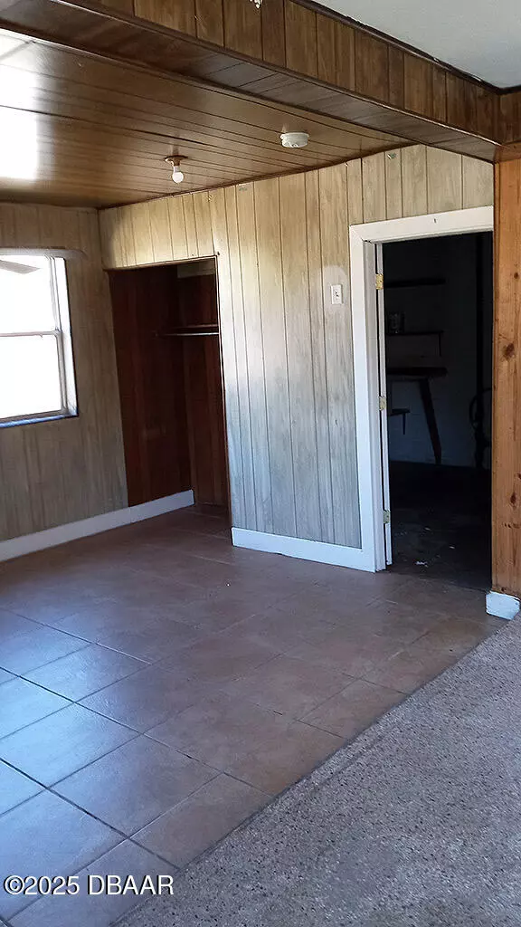 Daytona Beach, FL 32117,1015 Cadillac DR