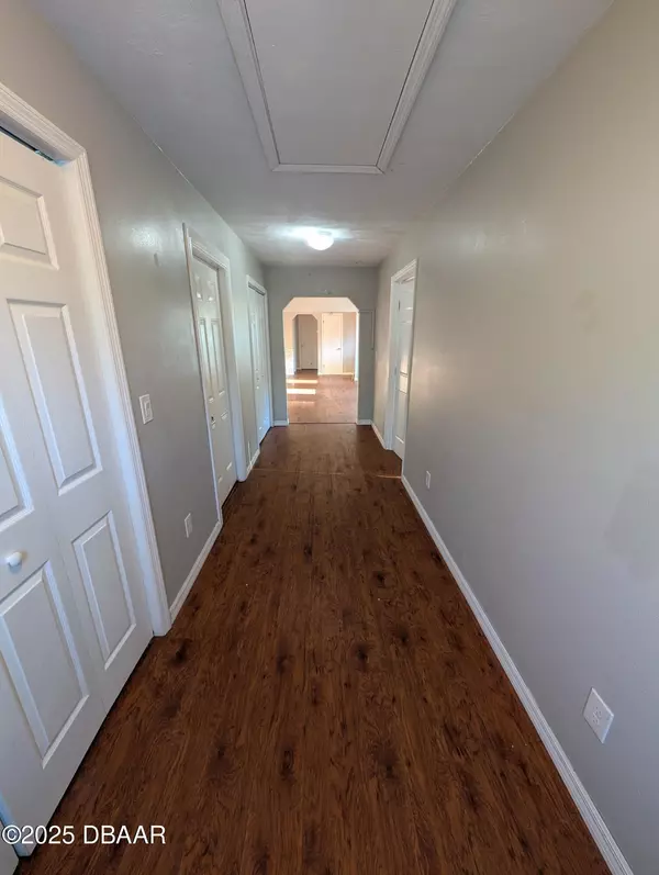 Edgewater, FL 32132,1833 Pinedale RD