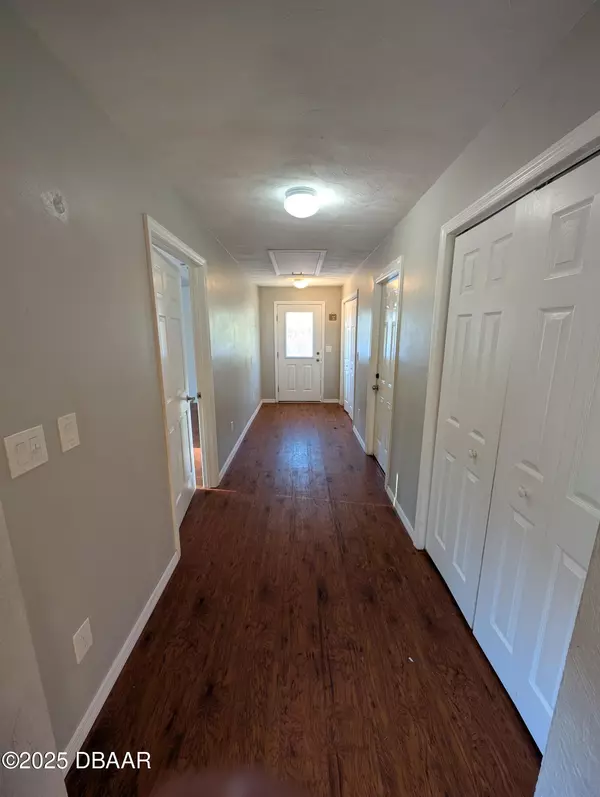 Edgewater, FL 32132,1833 Pinedale RD