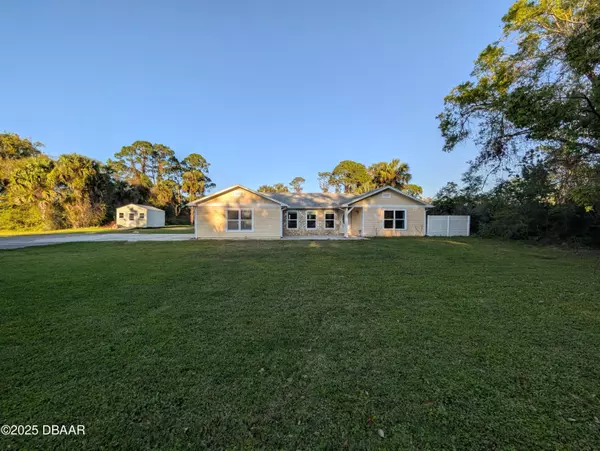 Edgewater, FL 32132,1833 Pinedale RD