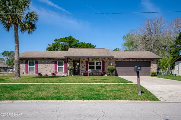 804 Aspen DR, South Daytona, FL 32119