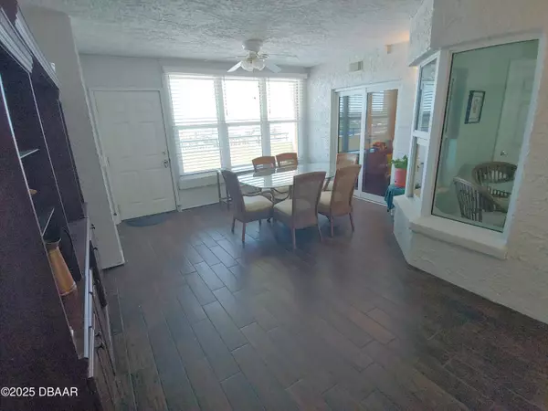 Daytona Beach, FL 32118,3425 Atlantic AVE #504