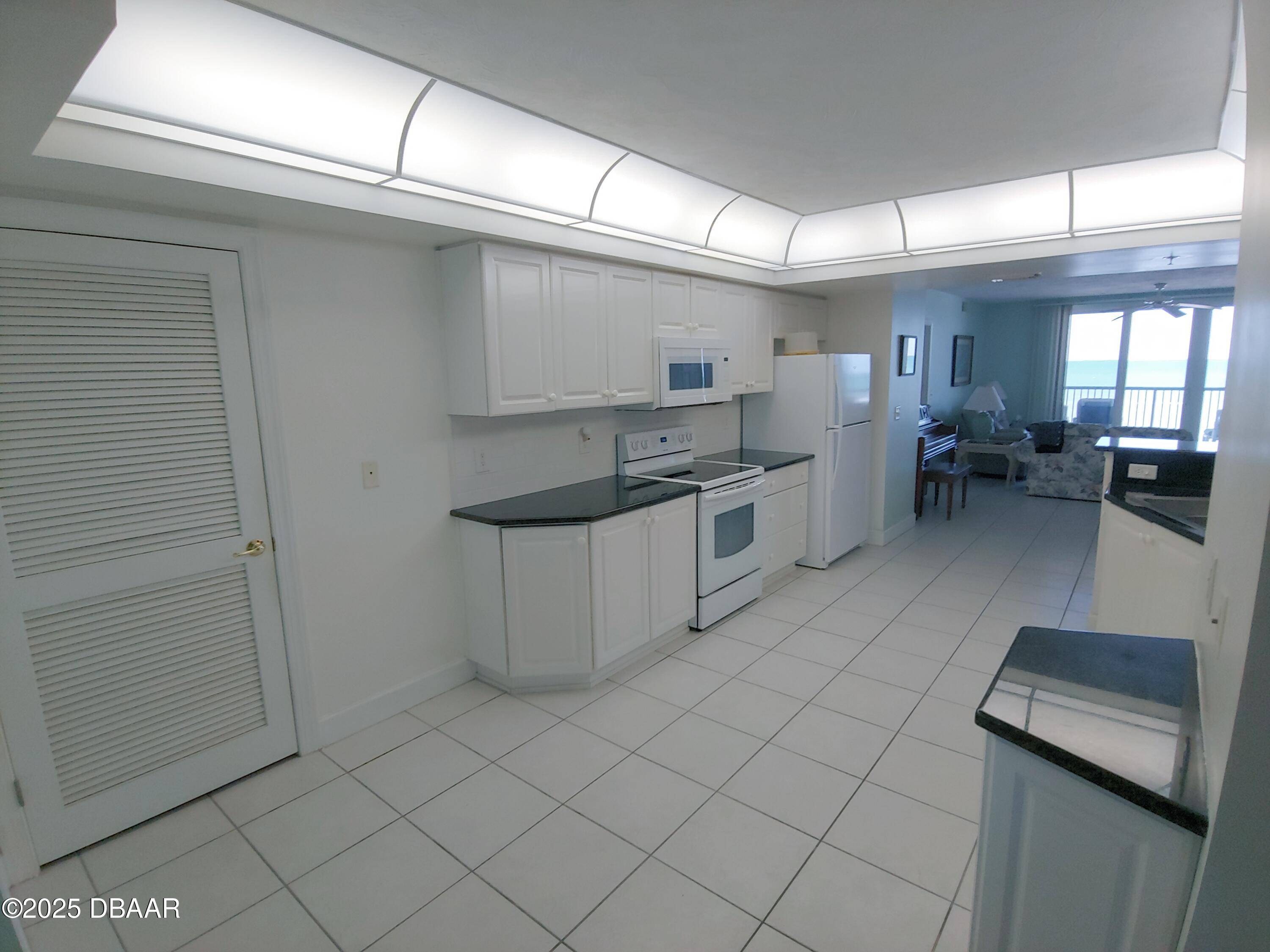 Daytona Beach, FL 32118,3425 Atlantic AVE #504
