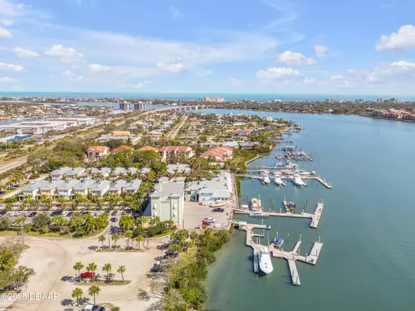 New Smyrna Beach, FL 32169,13 Old Feger DR