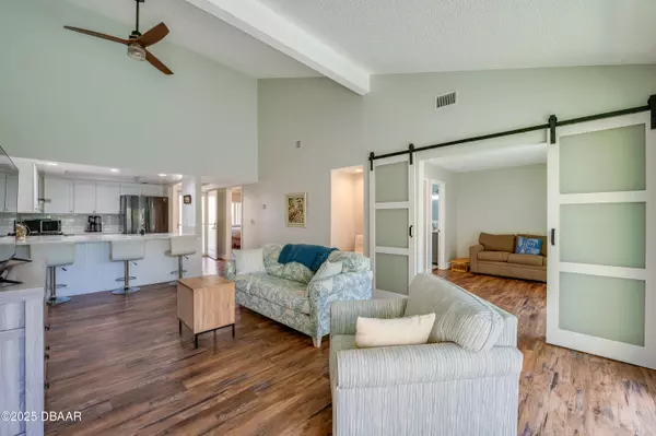 New Smyrna Beach, FL 32168,113 Club House BLVD