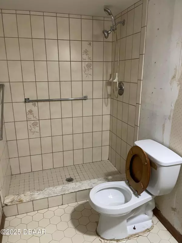 Deltona, FL 32725,2057 Heathwood ST