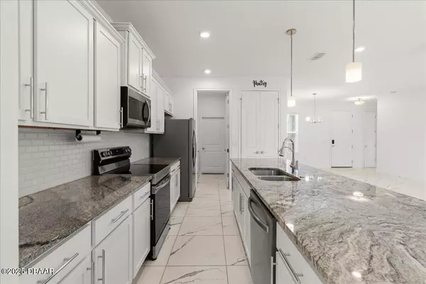 Palm Coast, FL 32137,11 Lyons PL