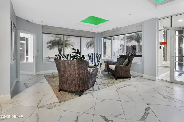 Daytona Beach Shores, FL 32118,2967 Atlantic AVE #304