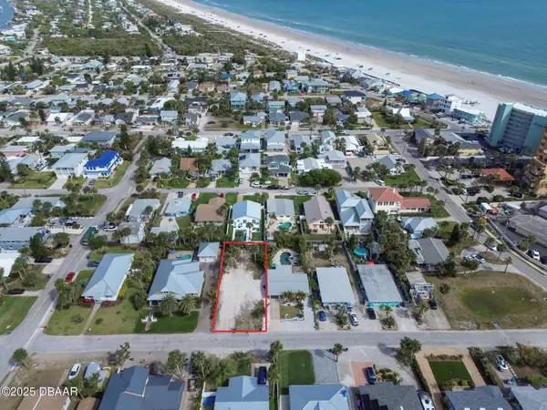 New Smyrna Beach, FL 32169,306 Normandy AVE