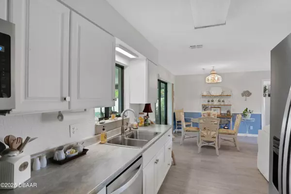 South Daytona, FL 32119,1958 Red Cedar CIR