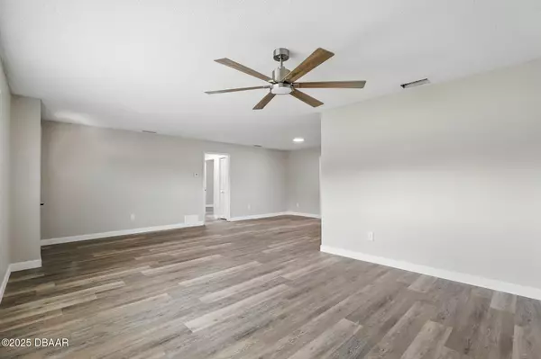 Deland, FL 32720,916 Spanish LN