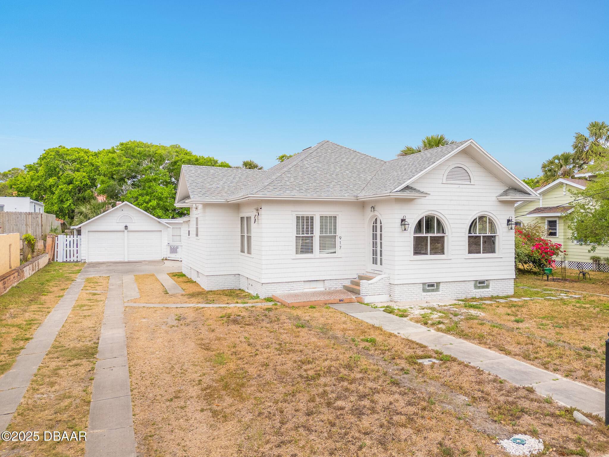 915 & 917 Oleander AVE, Daytona Beach, FL 32118