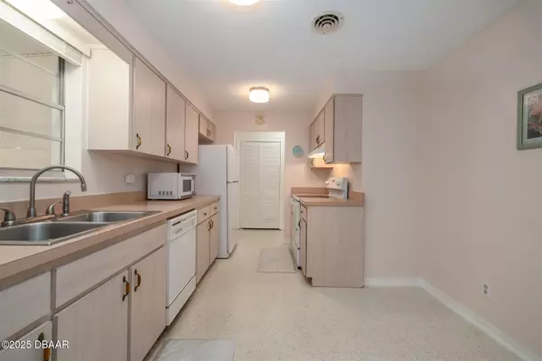 South Daytona, FL 32119,2329 Oriole LN