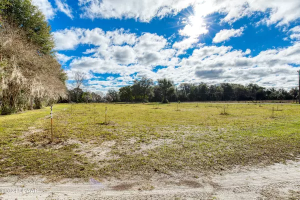 Pierson, FL 32180,920 Peterson RD