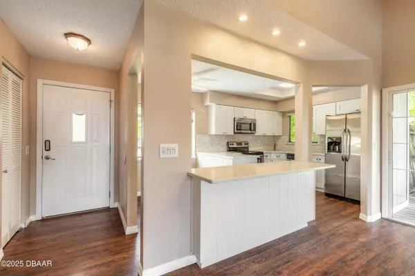 Edgewater, FL 32141,2819 Silver Palm DR