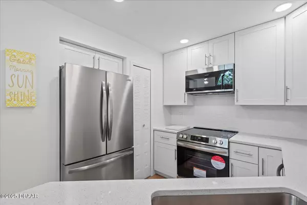 New Smyrna Beach, FL 32169,881 Windover CT #50