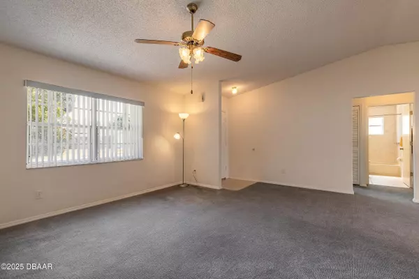 South Daytona, FL 32119,2932 Bristol LN