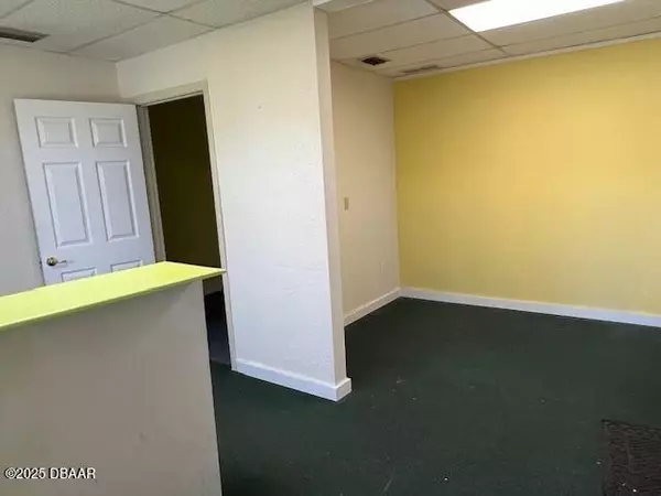 South Daytona, FL 32119,669 Beville RD