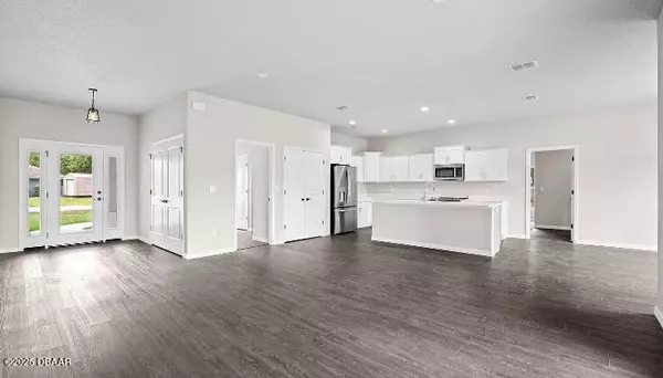 New Smyrna Beach, FL 32168,377 Palm DR