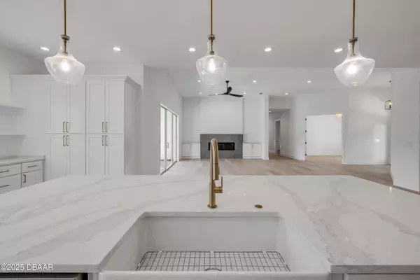 New Smyrna Beach, FL 32168,1371 Melonie TRL