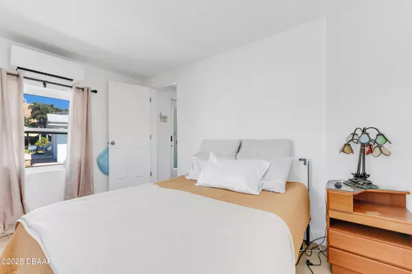 Daytona Beach, FL 32118,426 Flushing AVE