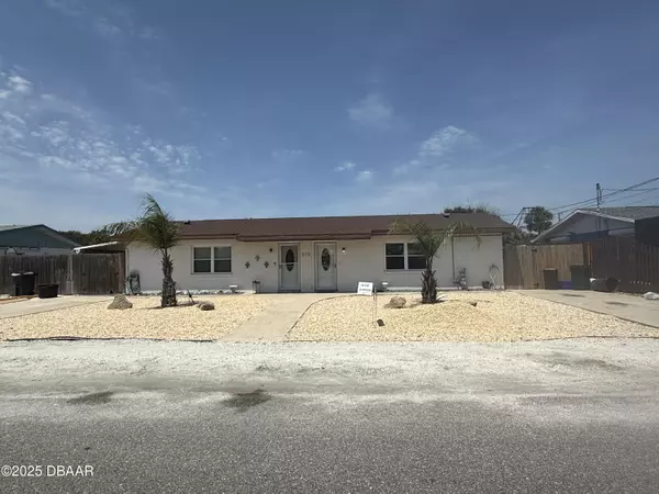 New Smyrna Beach, FL 32169,406 Cedar AVE
