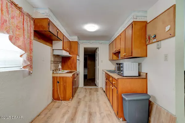 Daytona Beach, FL 32117,1302 Westwood DR