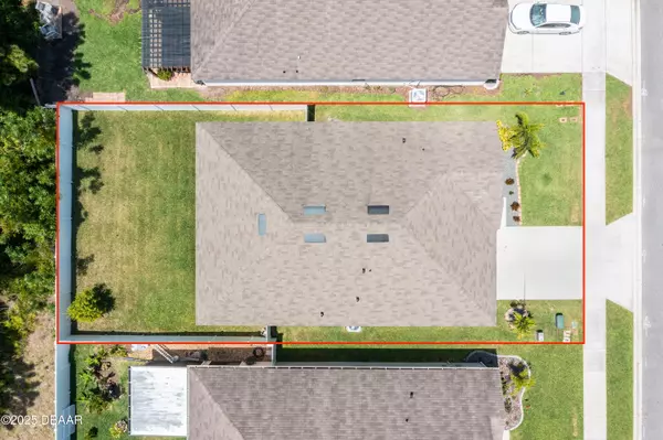 New Smyrna Beach, FL 32168,532 White Coral LN