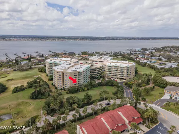 Daytona Beach, FL 32118,4 Oceans West BLVD #305D