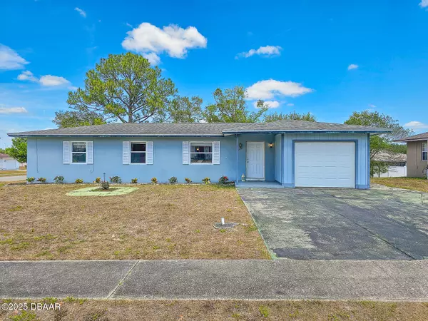 2802 English DR, Deltona, FL 32738