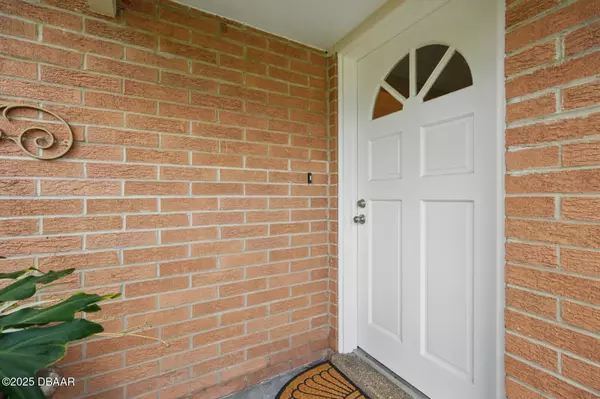 New Smyrna Beach, FL 32168,44 Fairway CIR