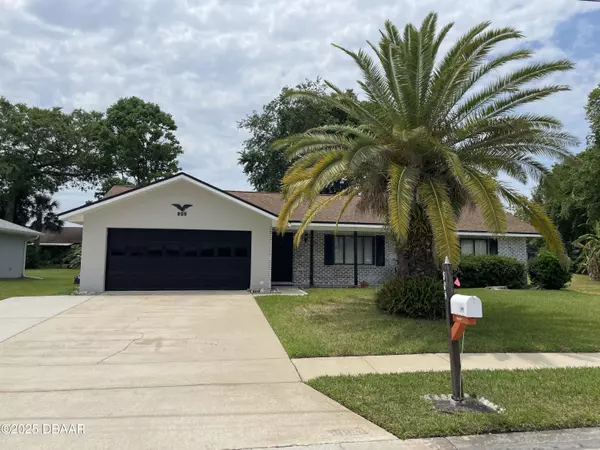 808 Scrub Oak ST, South Daytona, FL 32119