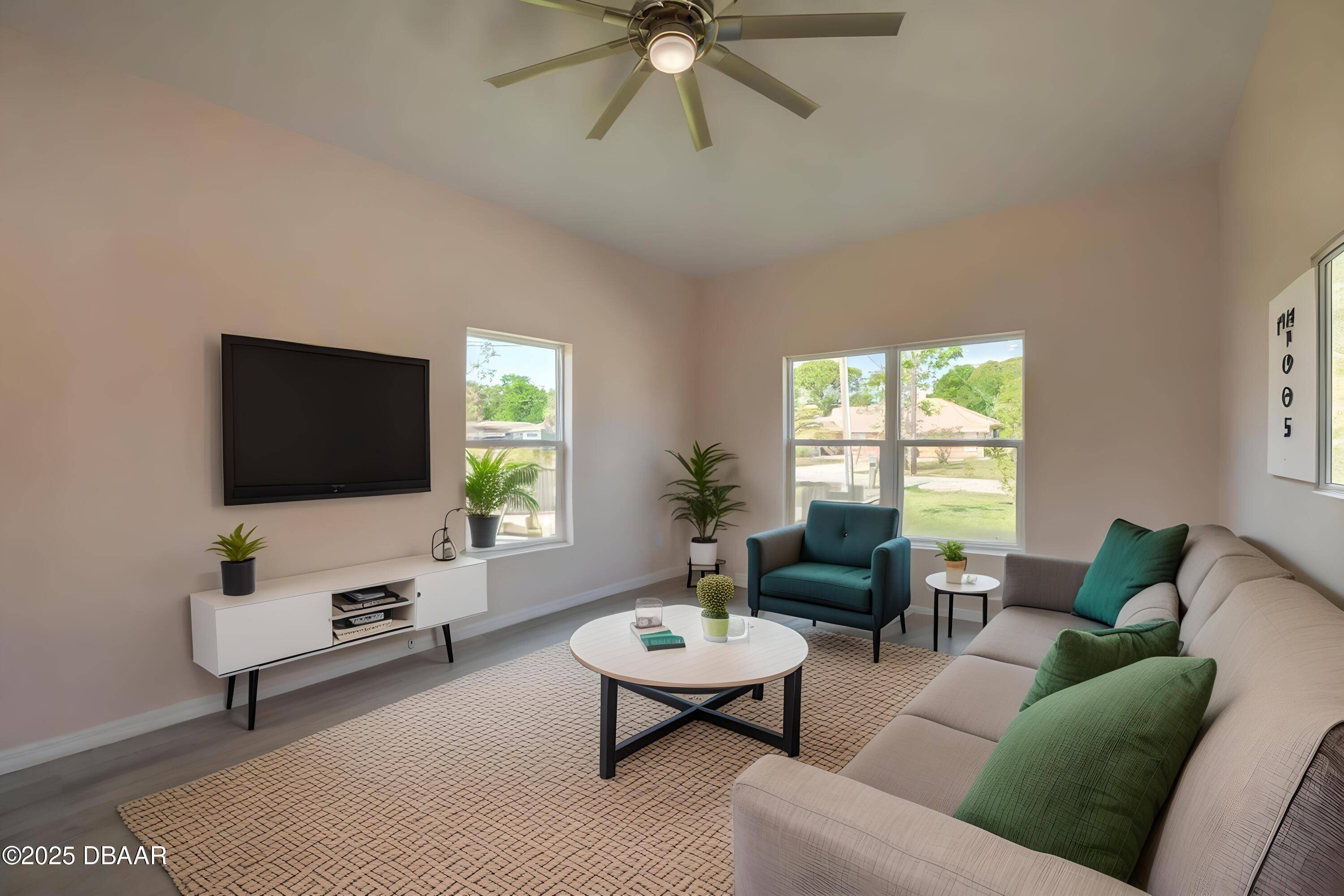 New Smyrna Beach, FL 32168,707 Hamilton ST