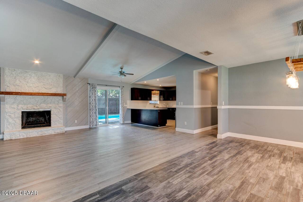 Port Orange, FL 32127,953 SANDLE WOOD DR