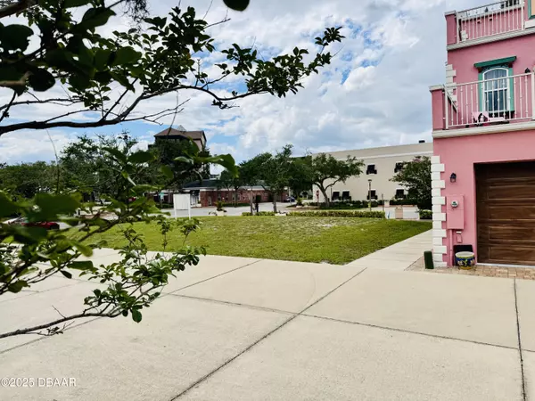 Daytona Beach, FL 32114,149 Magnolia AVE