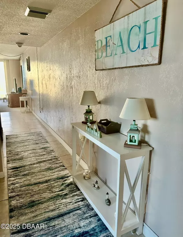 Daytona Beach Shores, FL 32118,3051 Atlantic AVE #1806