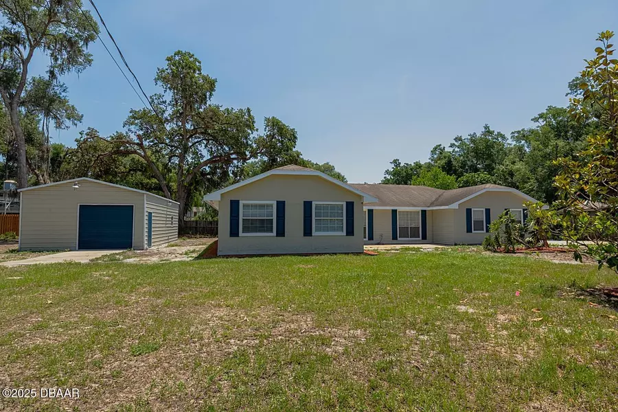 131 Lake Charles RD, Deland, FL 32724