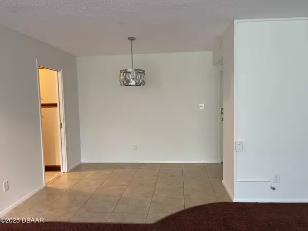 Daytona Beach, FL 32118,1224 Peninsula DR #401
