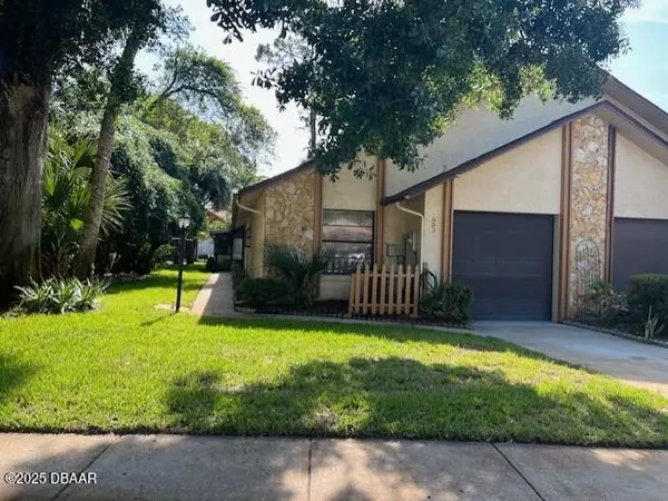 993 Stonybrook CIR, Port Orange, FL 32127