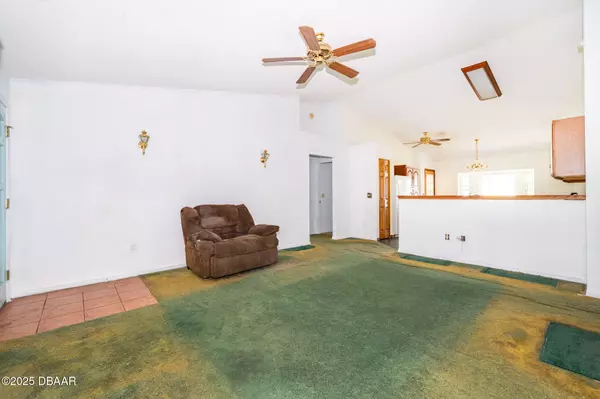 Flagler Beach, FL 32136,355 Palm CIR