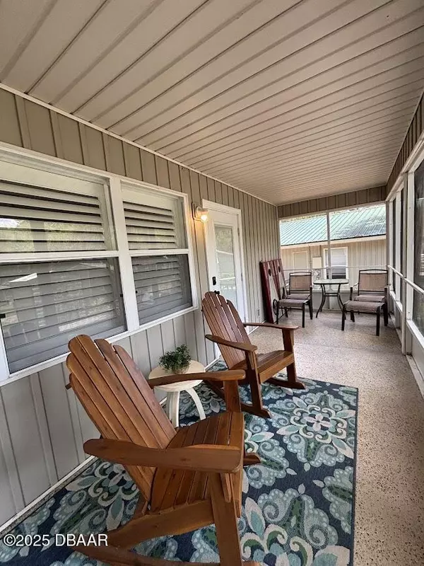 Salt Springs, FL 32134,13998 NE 250th (cottage 25) CIR