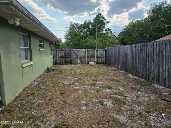 Deltona, FL 32725,2519 Eustace AVE