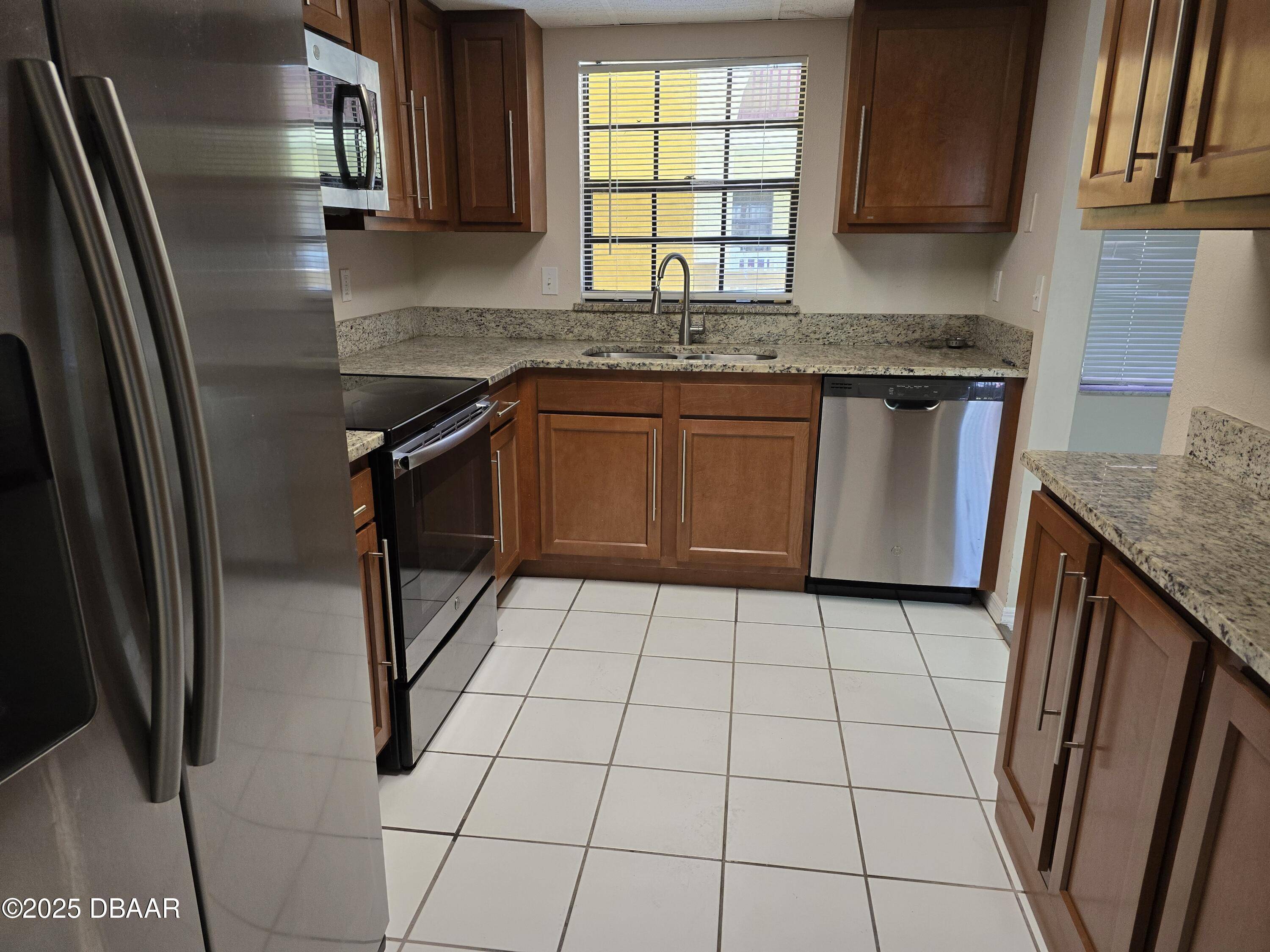 Daytona Beach, FL 32118,216 Glenview BLVD #105