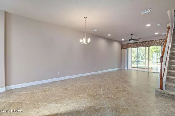 Ormond Beach, FL 32174,829 Pinewood DR