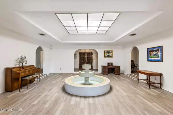 Ormond Beach, FL 32174,24 Tomoka Oaks BLVD